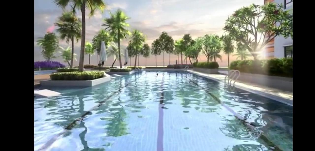 Timurbay Seafront Residence By Hardinahomes クアンタン エクステリア 写真