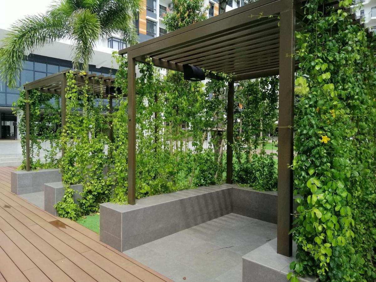Timurbay Seafront Residence By Hardinahomes クアンタン エクステリア 写真